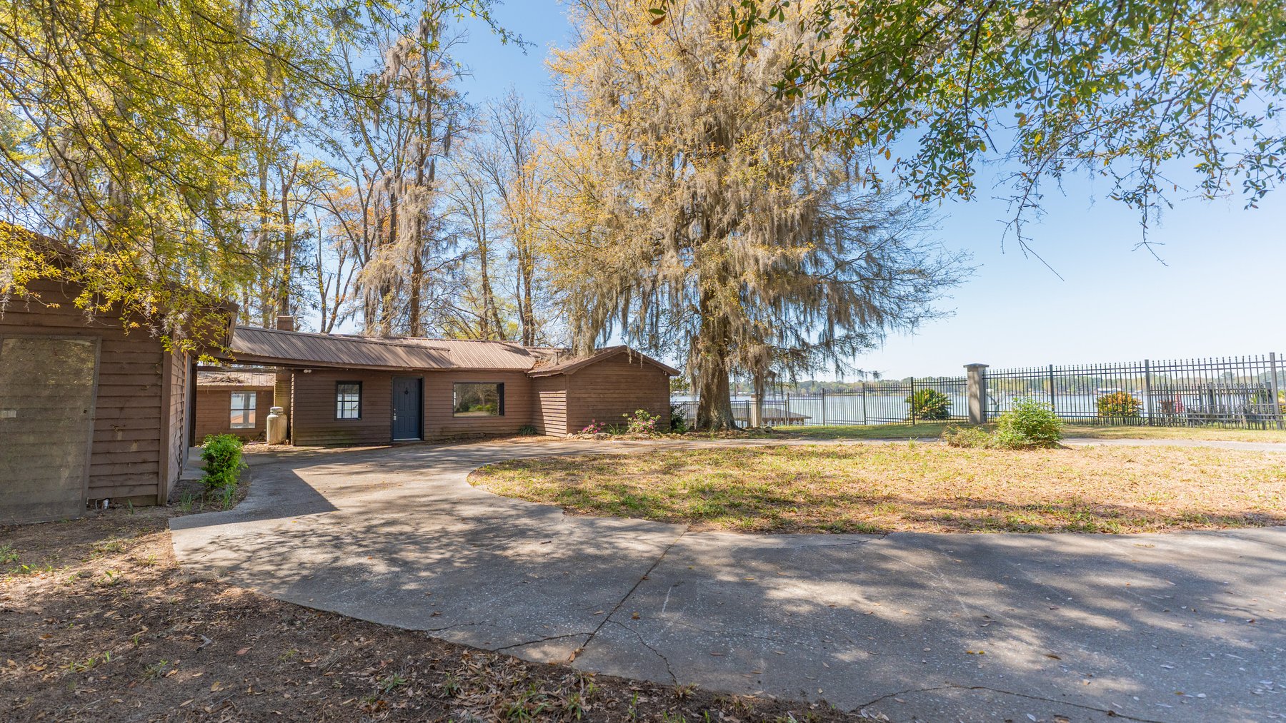 Image for RESERVE MET - Scenic Route Retreat - Beautiful Waterfront Cottage on Lake Blackshear