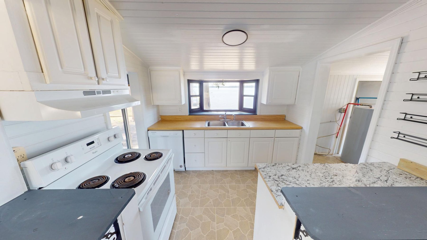 Image for RESERVE MET - Scenic Route Retreat - Beautiful Waterfront Cottage on Lake Blackshear