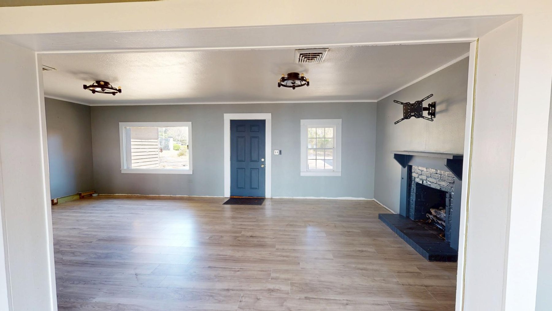 Image for RESERVE MET - Scenic Route Retreat - Beautiful Waterfront Cottage on Lake Blackshear