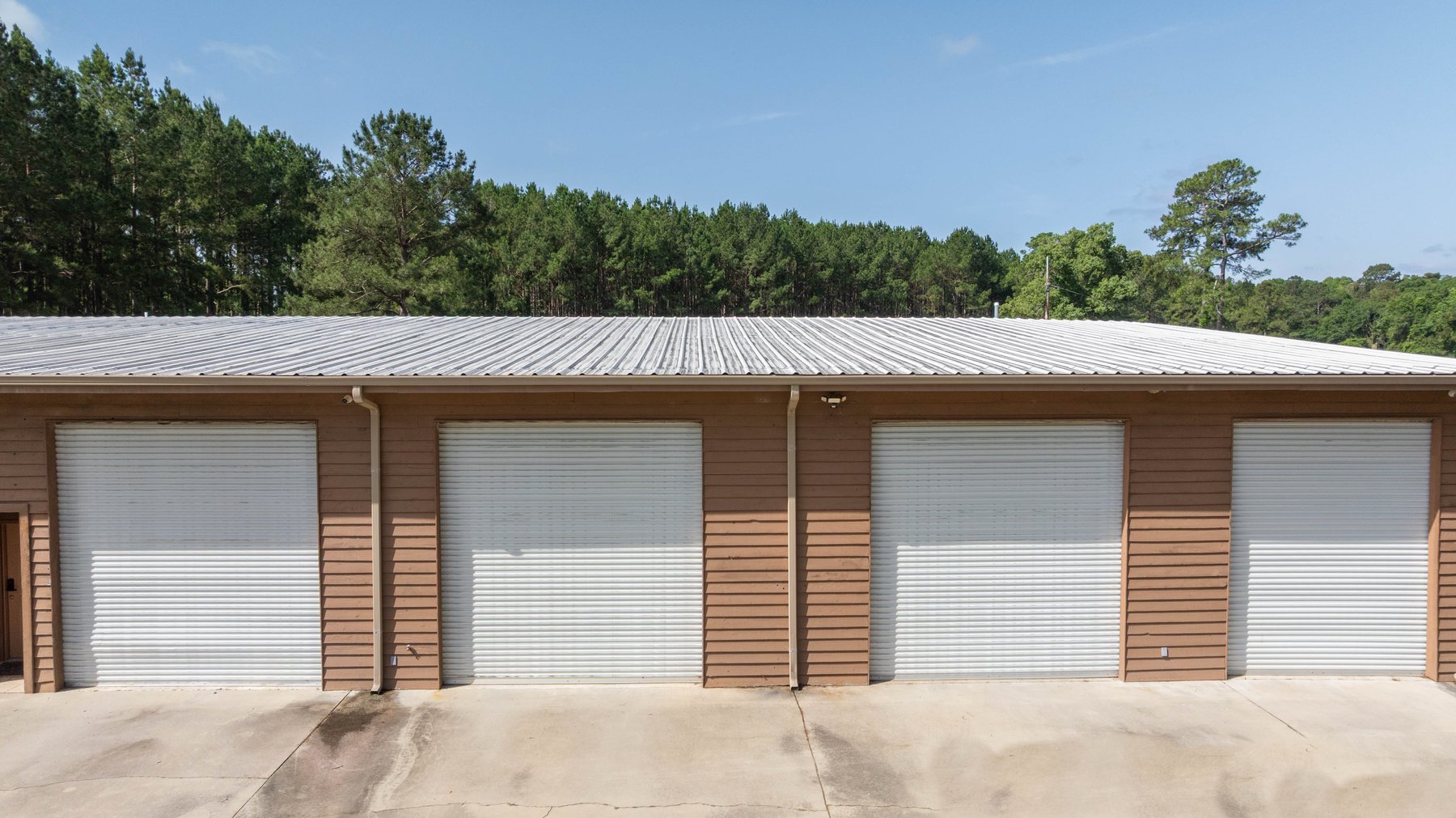 Image for 176+/- Acres - 6,546+/- SF Custom Lodge w/ Stocked Ponds & Food Plots - Mature Timber & Rocky Creek Frontage