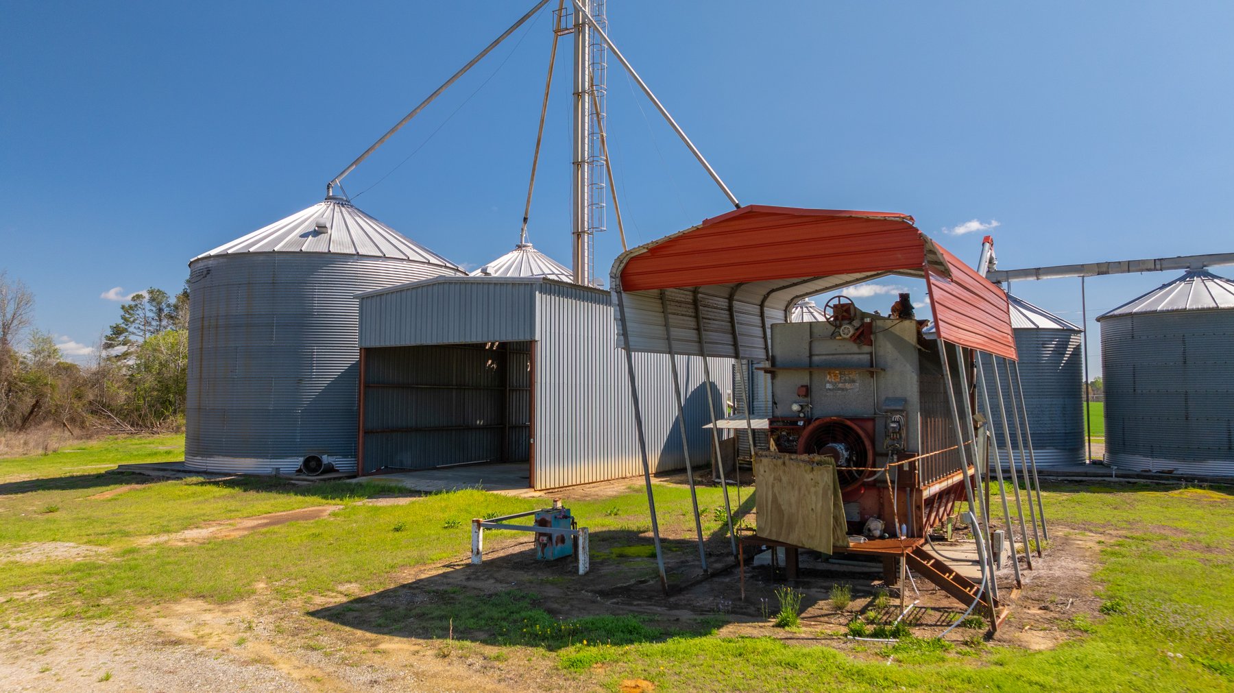 Image for Complete Grainery System - 17± Total Acres - 64,000± Bushel Capacity - Great Farming Operation Addition