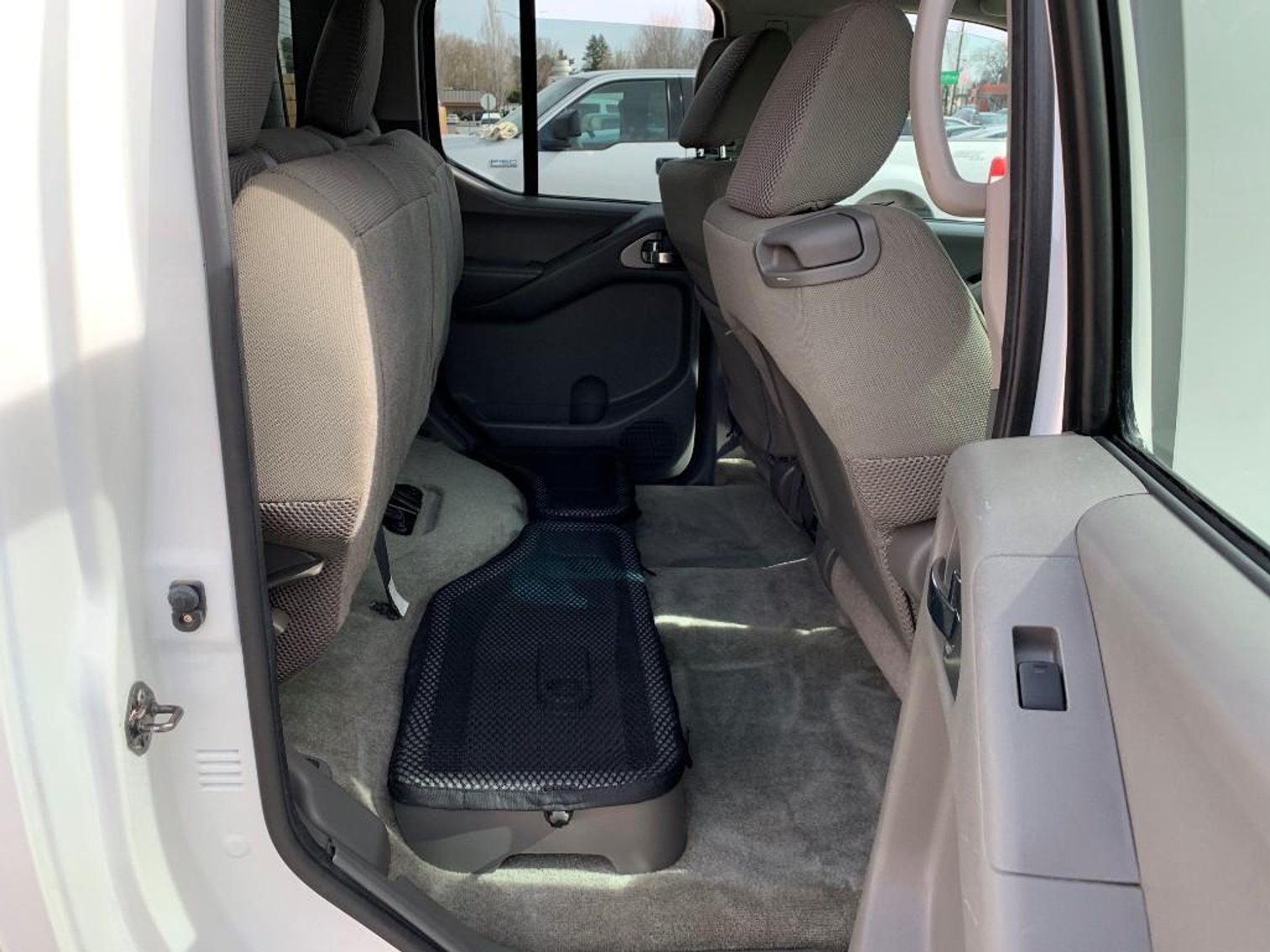 Image for 2013 Nissan Frontier 4x4 Crew Cab