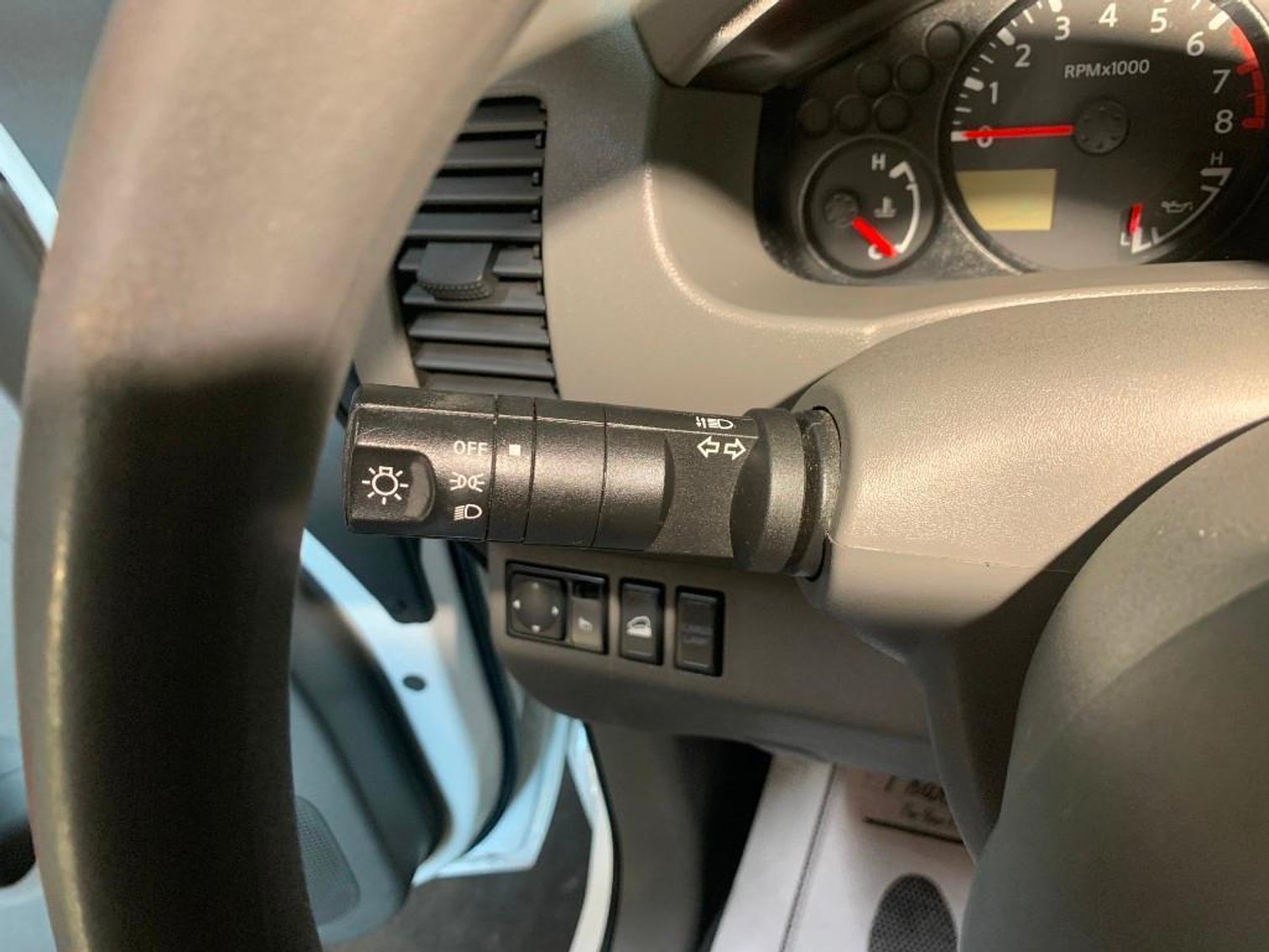 Image for 2013 Nissan Frontier 4x4 Crew Cab