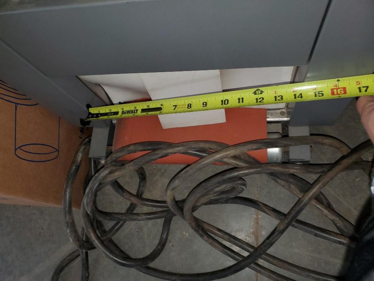 Image for Sioux Falls, SD: Online Only Short Notice Sale of Vinyl Decal Converting Equipment