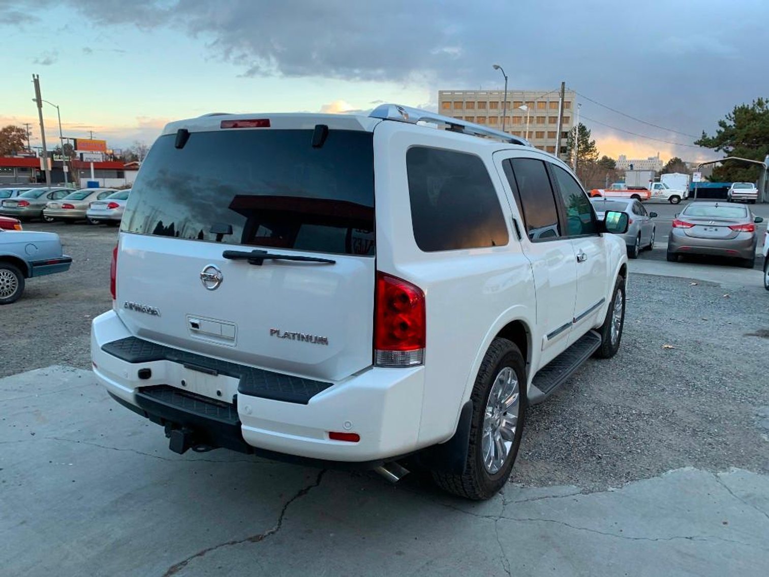 Image for 2015 Nissan Armada Platinum Edition