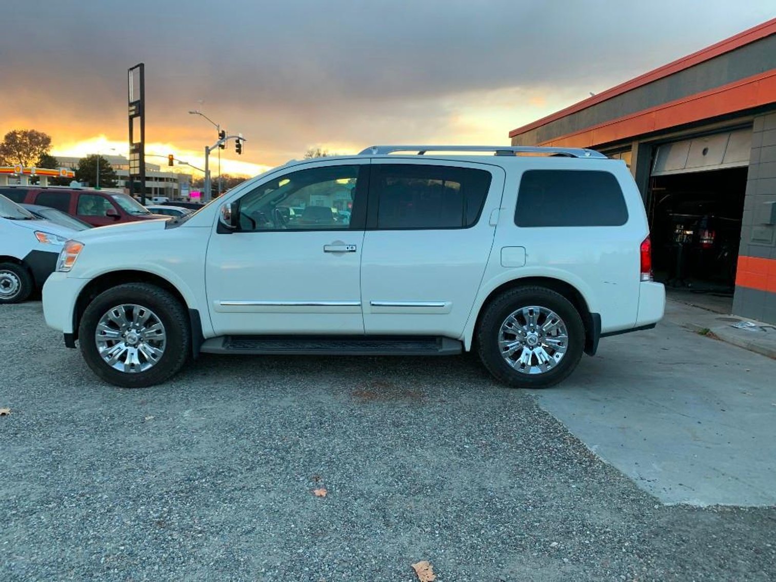 Image for 2015 Nissan Armada Platinum Edition