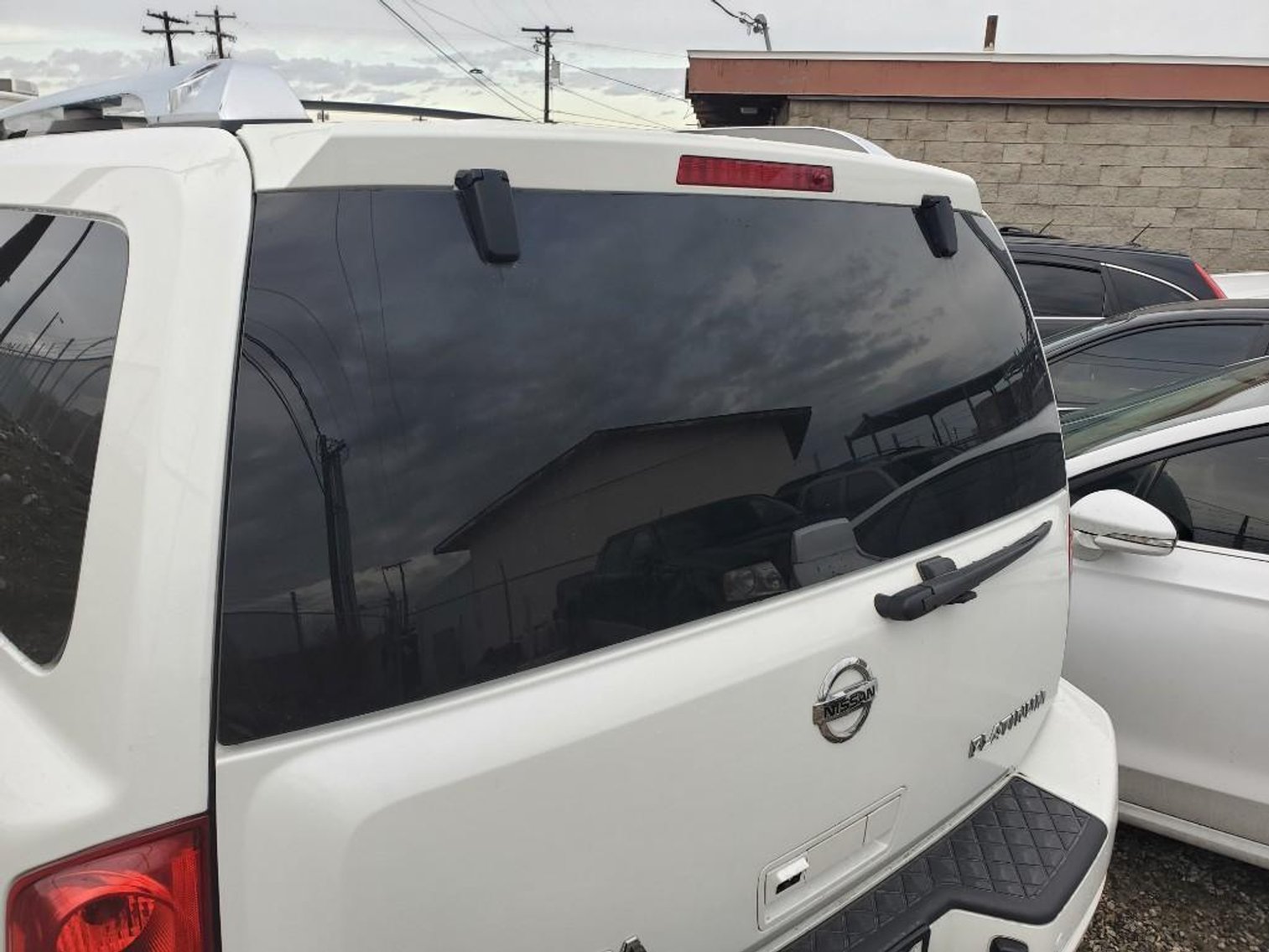 Image for 2015 Nissan Armada Platinum Edition