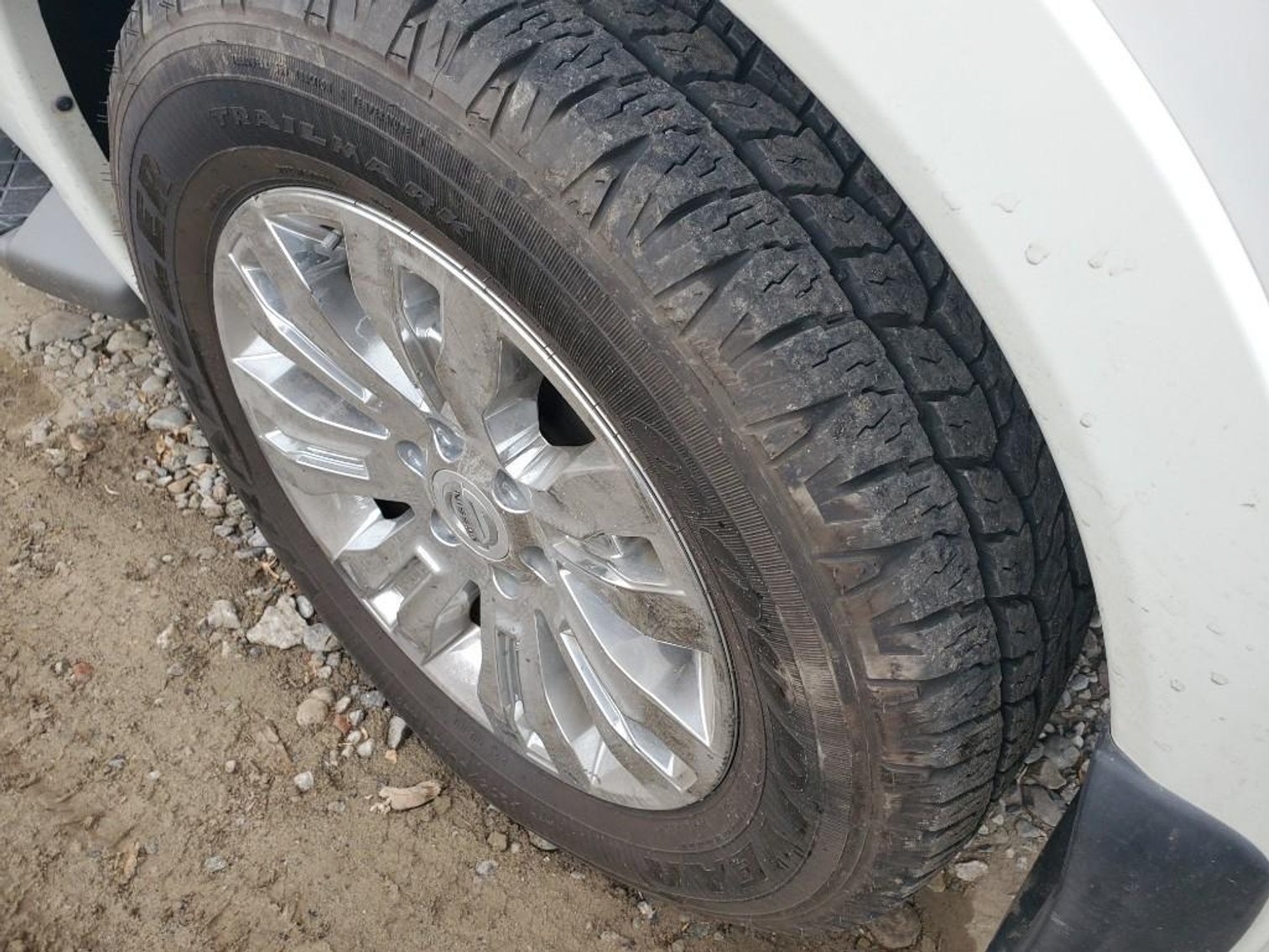 Image for 2015 Nissan Armada Platinum Edition