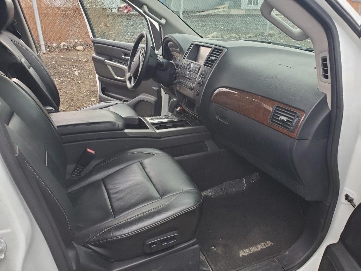 Image for 2015 Nissan Armada Platinum Edition