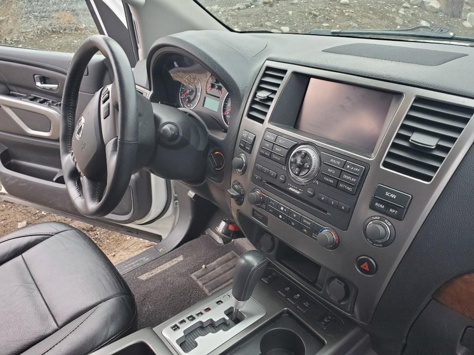 Image for 2015 Nissan Armada Platinum Edition