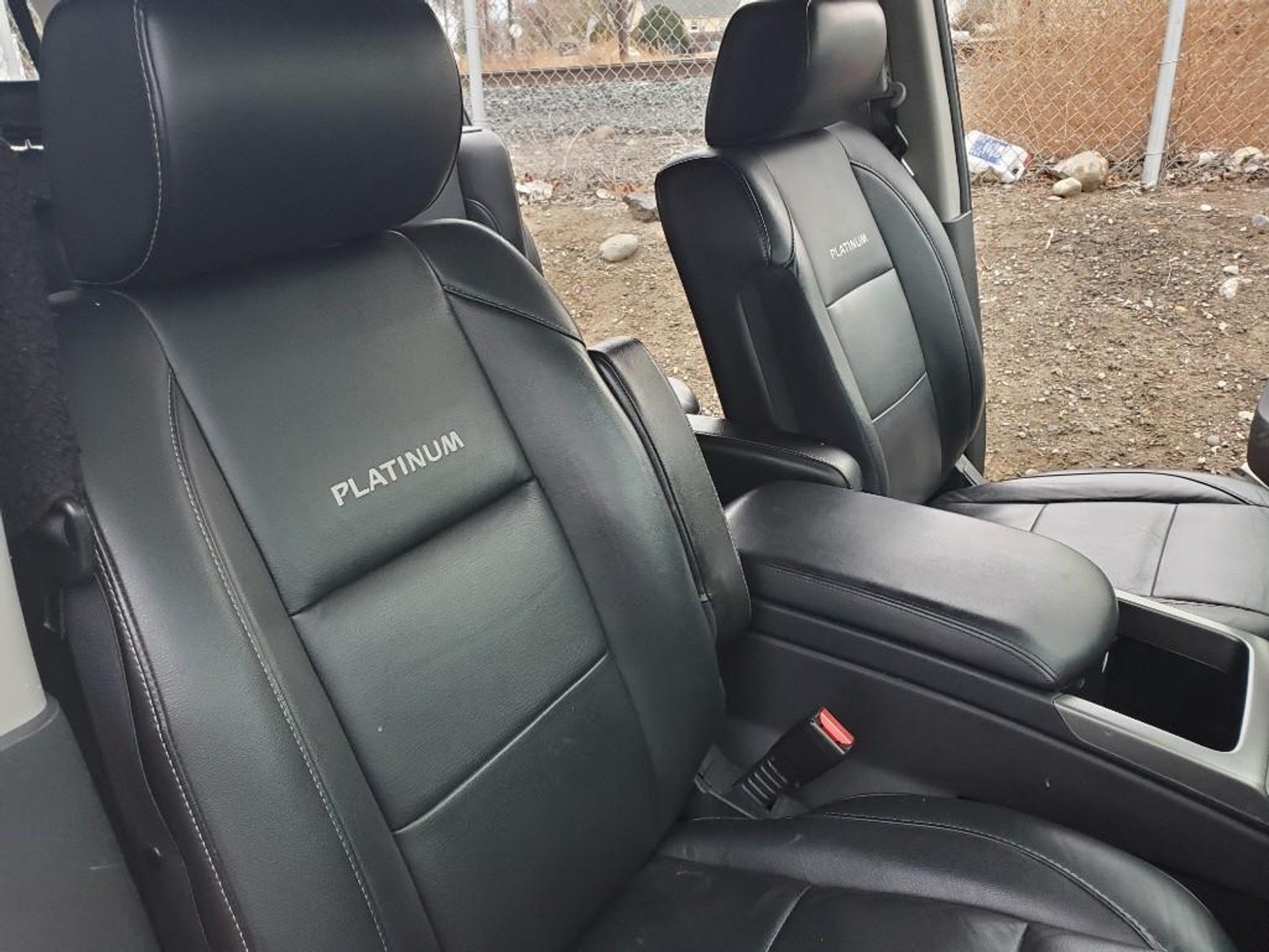 Image for 2015 Nissan Armada Platinum Edition