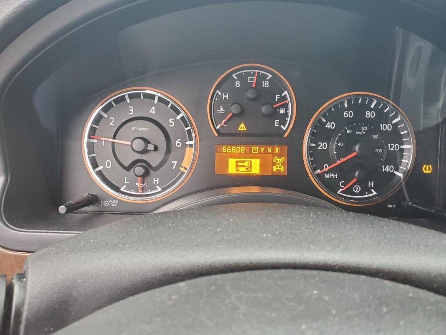 Image for 2015 Nissan Armada Platinum Edition