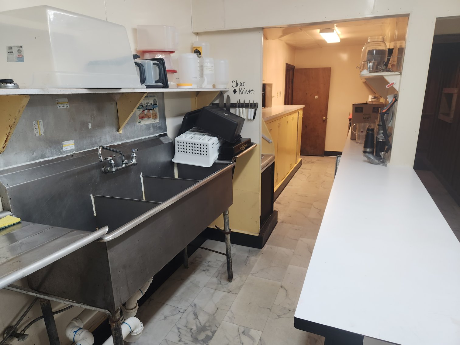 Image for Columbia, SC: Former Skyline Club 14,741± SF Building on 3.8± Acres (Lexington County)