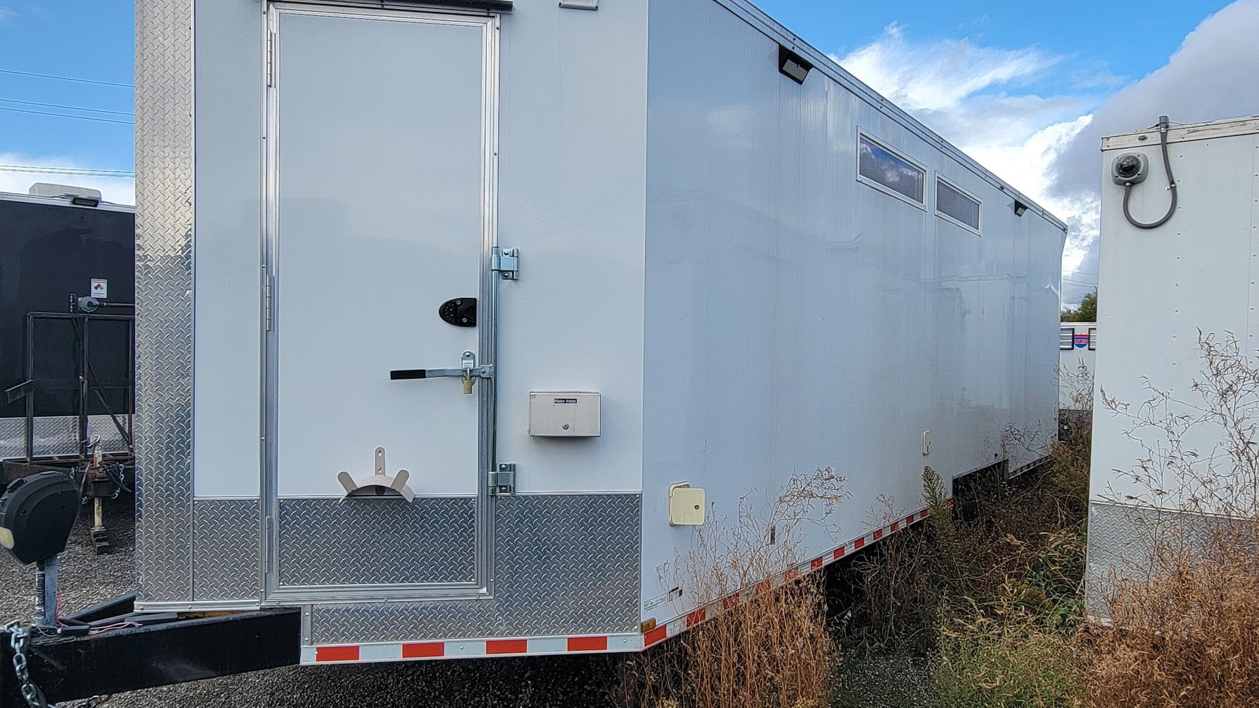 Image for AZ, CA, WA: Food Truck & Food Trailer Fleet Reduction