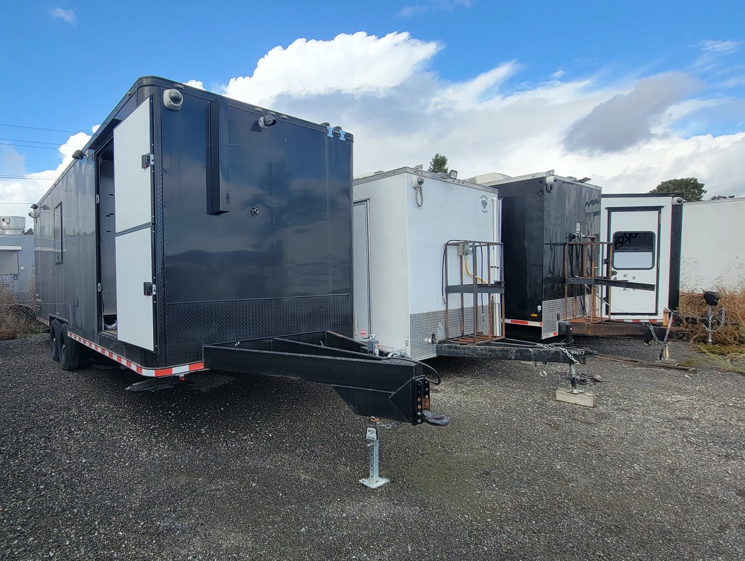 Image for AZ, CA, WA: Food Truck & Food Trailer Fleet Reduction