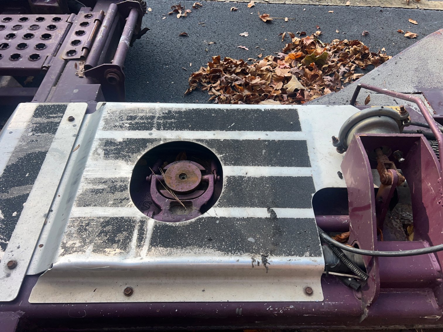 Image for Decatur (Atlanta), GA: 2012 Peterbilt 388 Car Hauler & Cottrell CX-09 Trailer