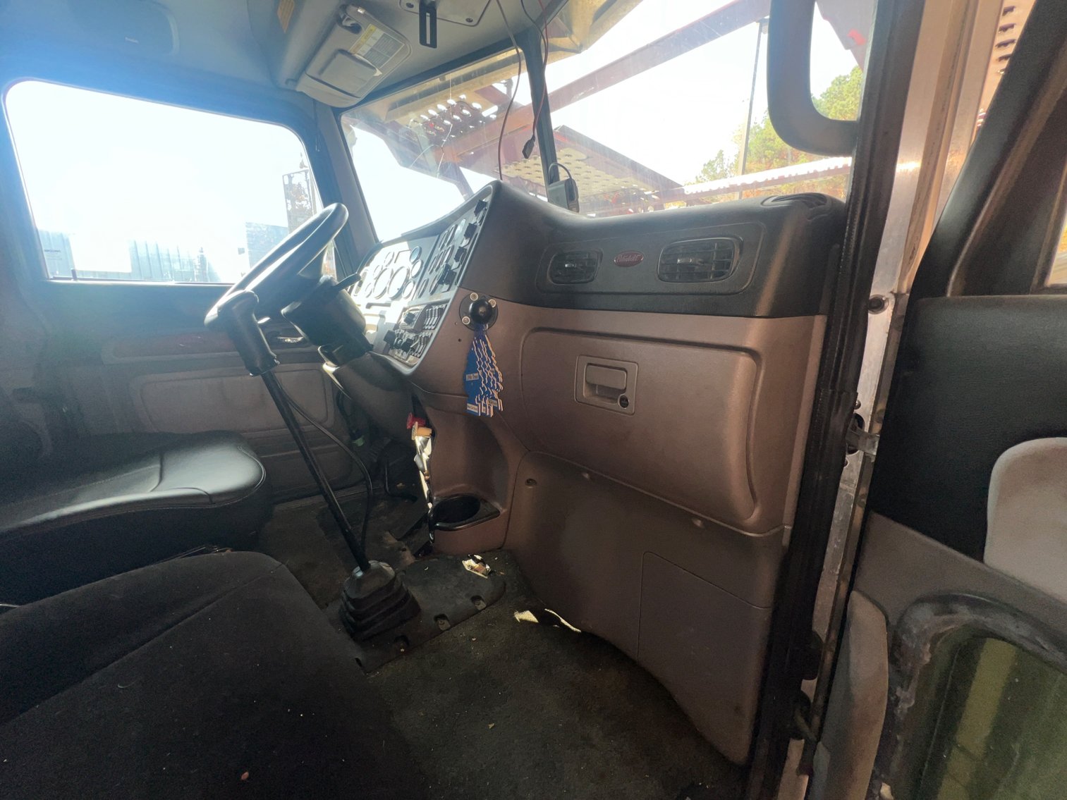 Image for Decatur (Atlanta), GA: 2012 Peterbilt 388 Car Hauler & Cottrell CX-09 Trailer