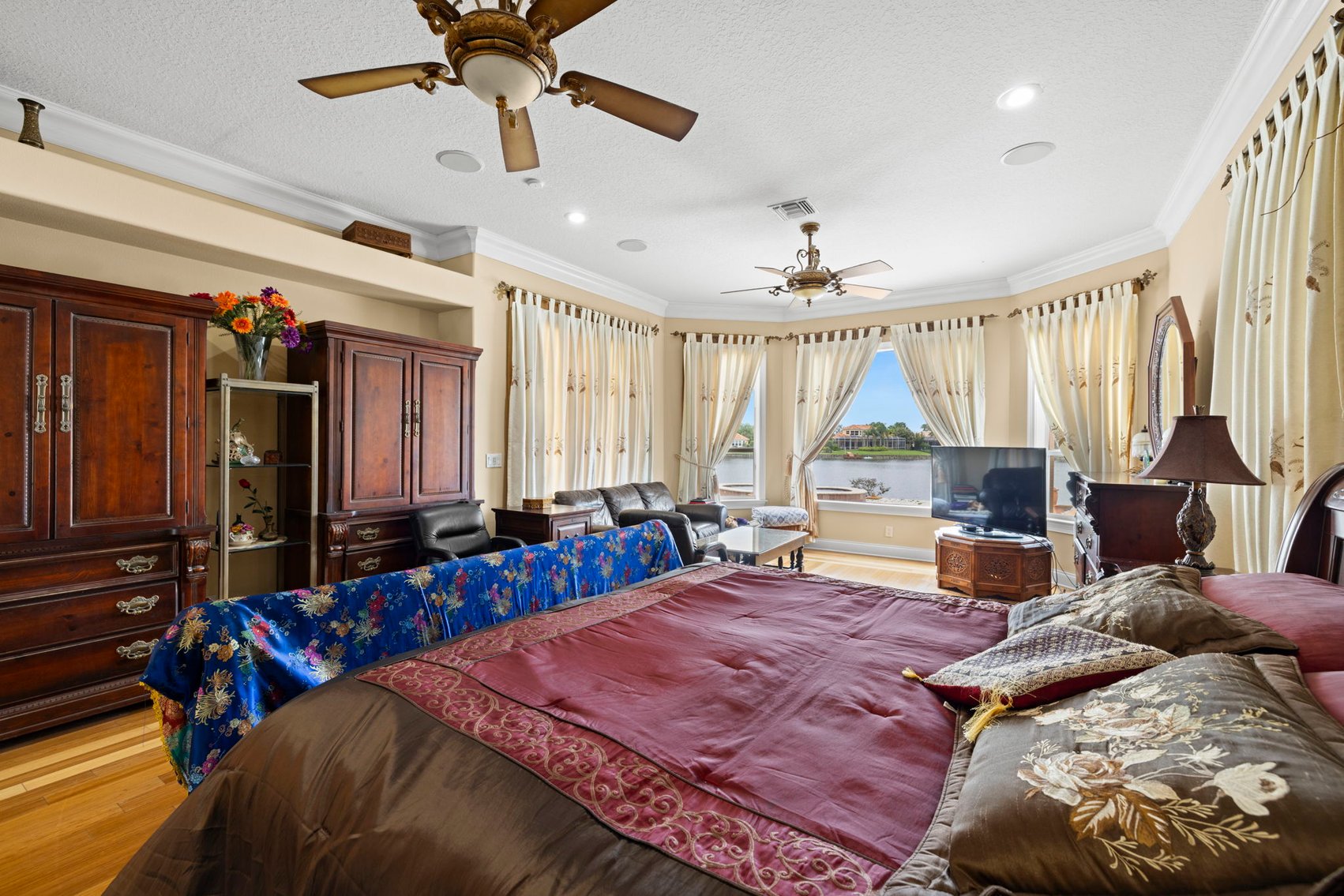 Image for ABSOLUTE SALE - 10549 Cory Lake Dr, Tampa, FL 33647