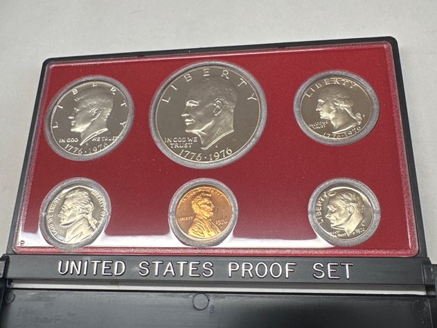 Image for Vintage Silver Coins & Paper Money Auction