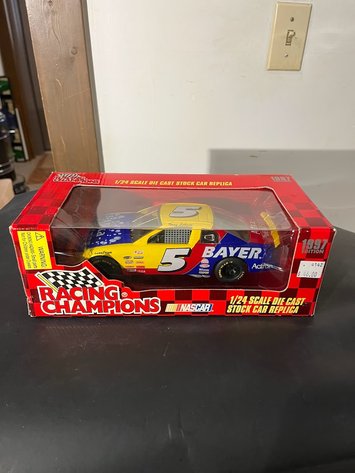 Image for Nascar Diecast Online Auction Day 1