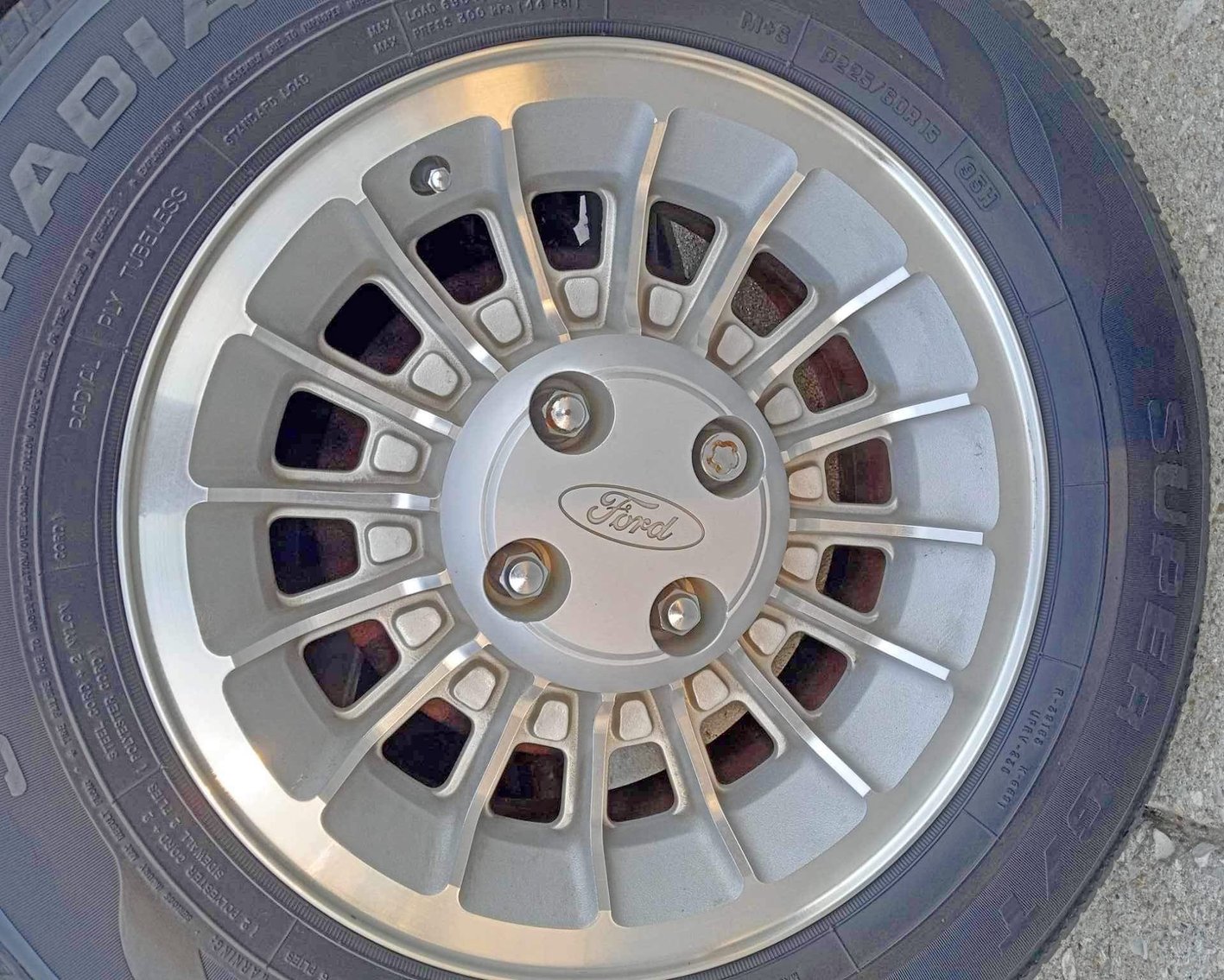 Image for FANTASTIC LIVING ESTATE AUCTION