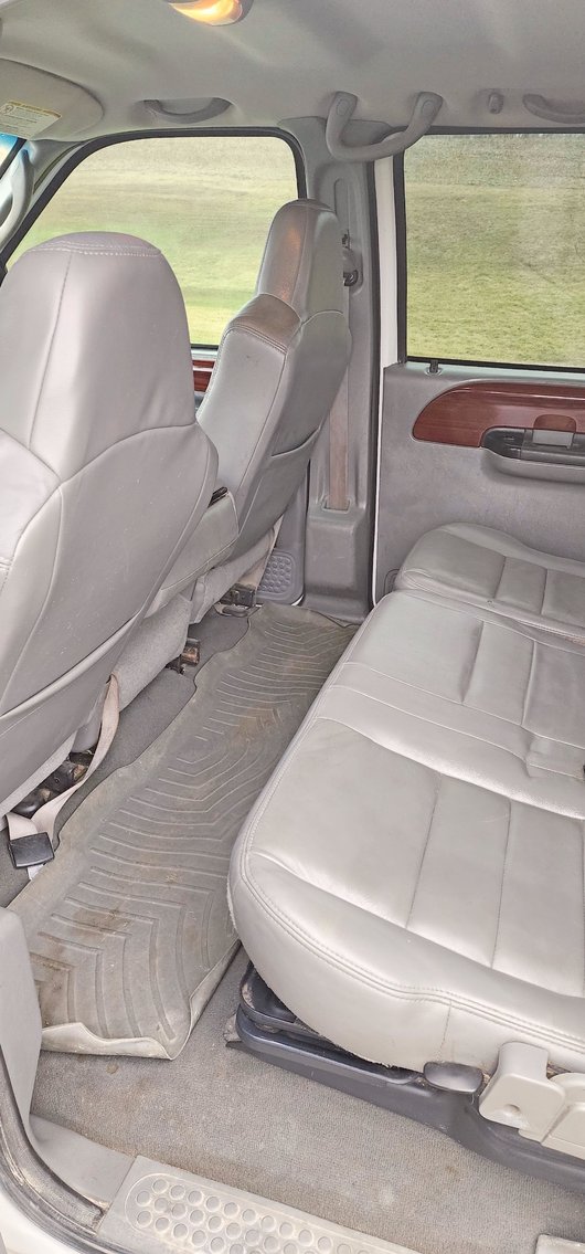 Image for FANTASTIC LIVING ESTATE AUCTION