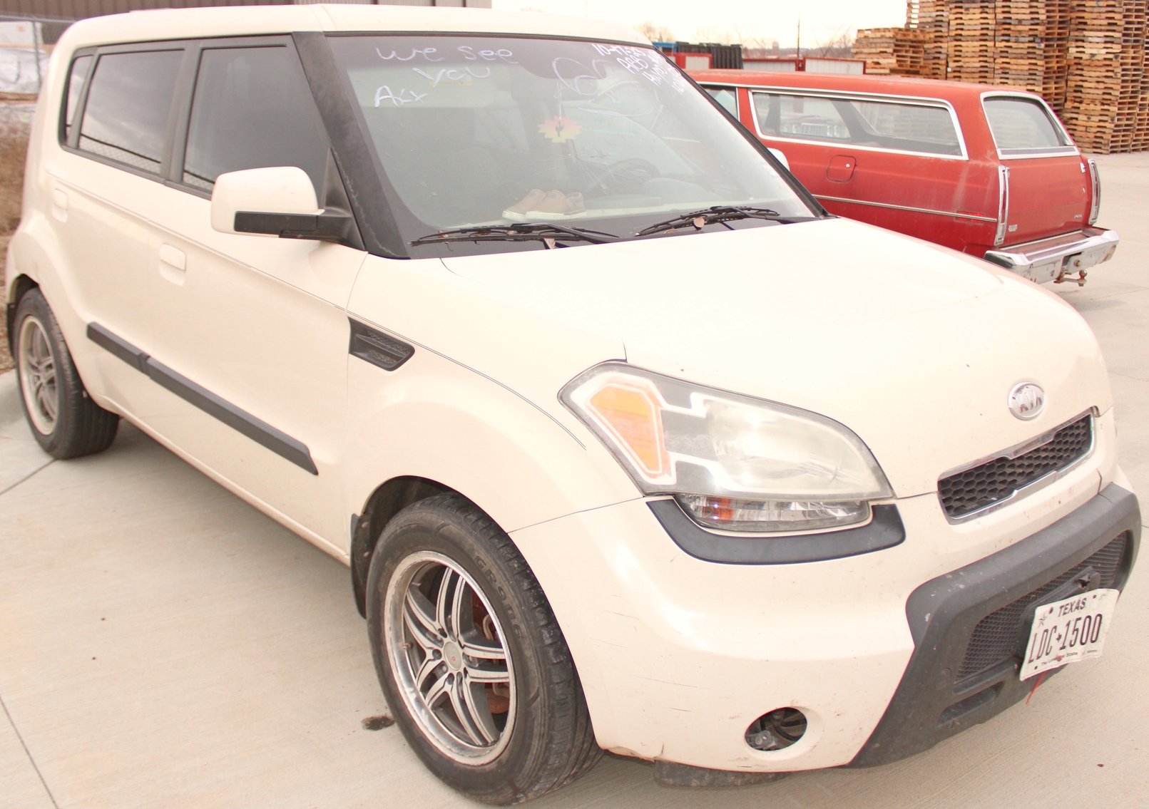 Image for FANTASTIC LIVING ESTATE AUCTION