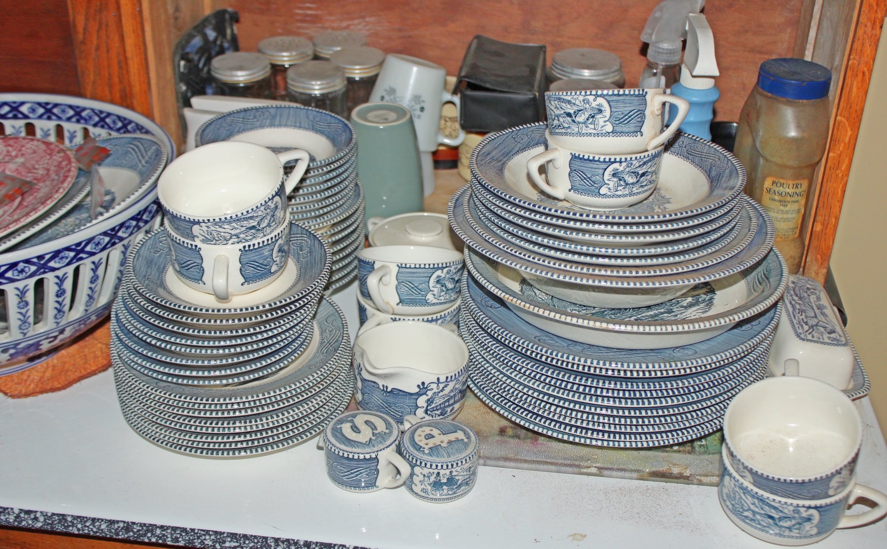 Image for INCREDIBLE ESTATE AUCTION