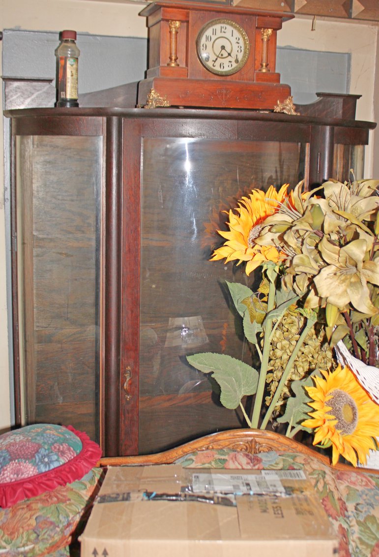 Image for INCREDIBLE ESTATE AUCTION