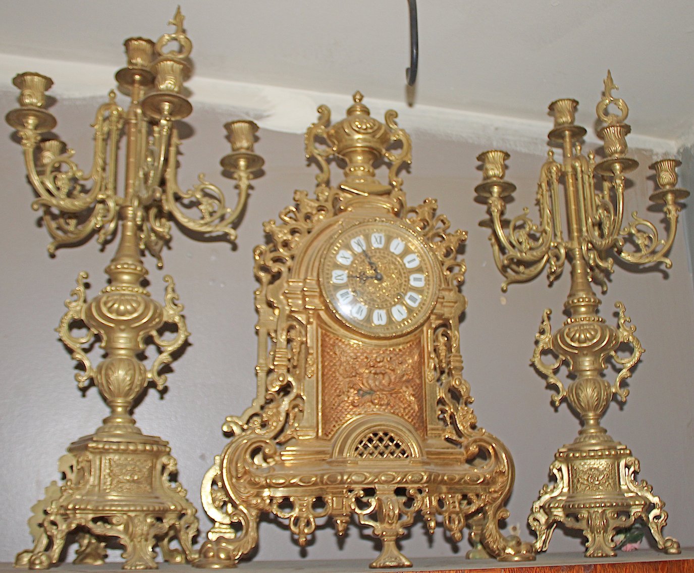 Image for INCREDIBLE ESTATE AUCTION