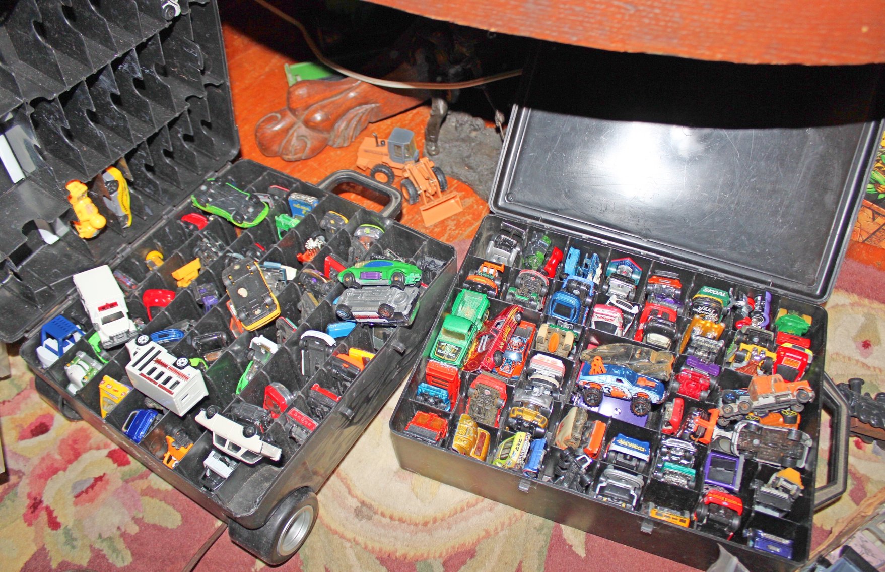 Image for INCREDIBLE ESTATE AUCTION