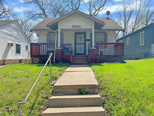 Image for ABSOLUTE ONLINE ONLY REAL ESTATE AUCTION