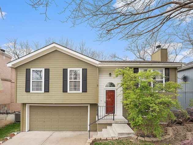 Image for REAL ESTATE AUCTION