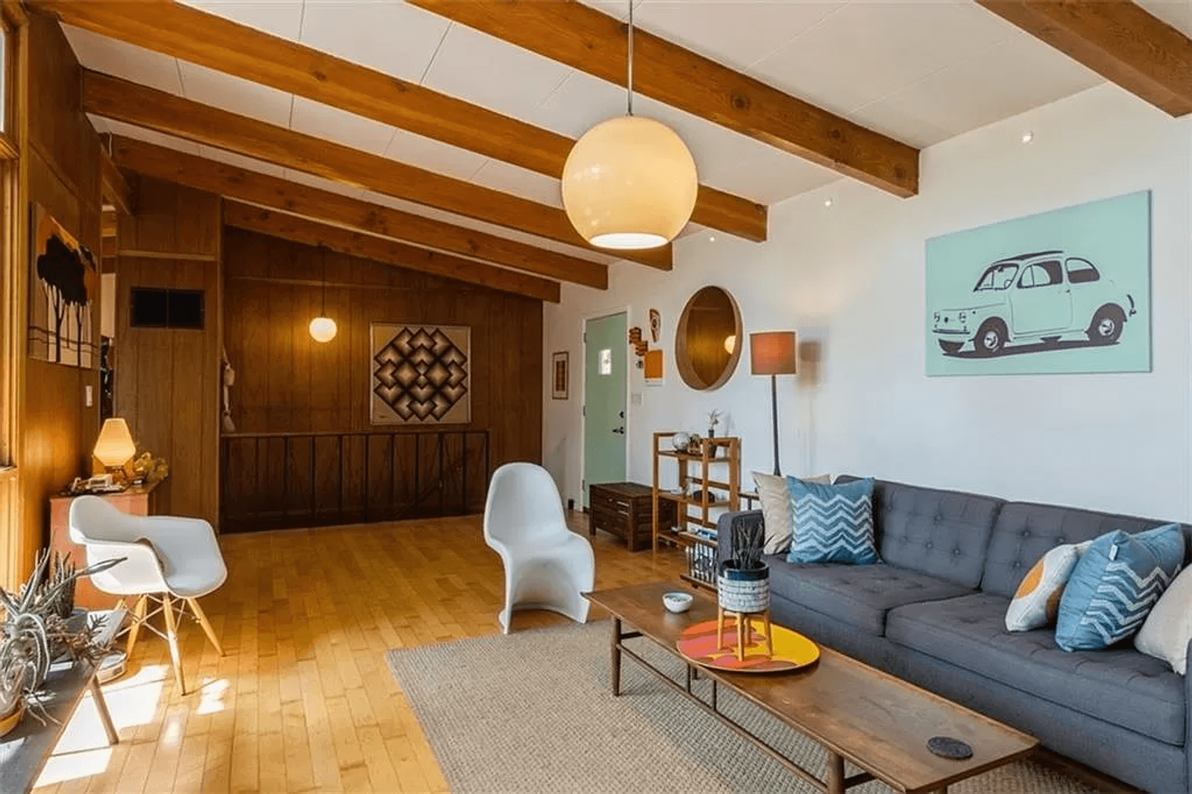 Image for MID CENTURY LIVING ESTATE AUCTION