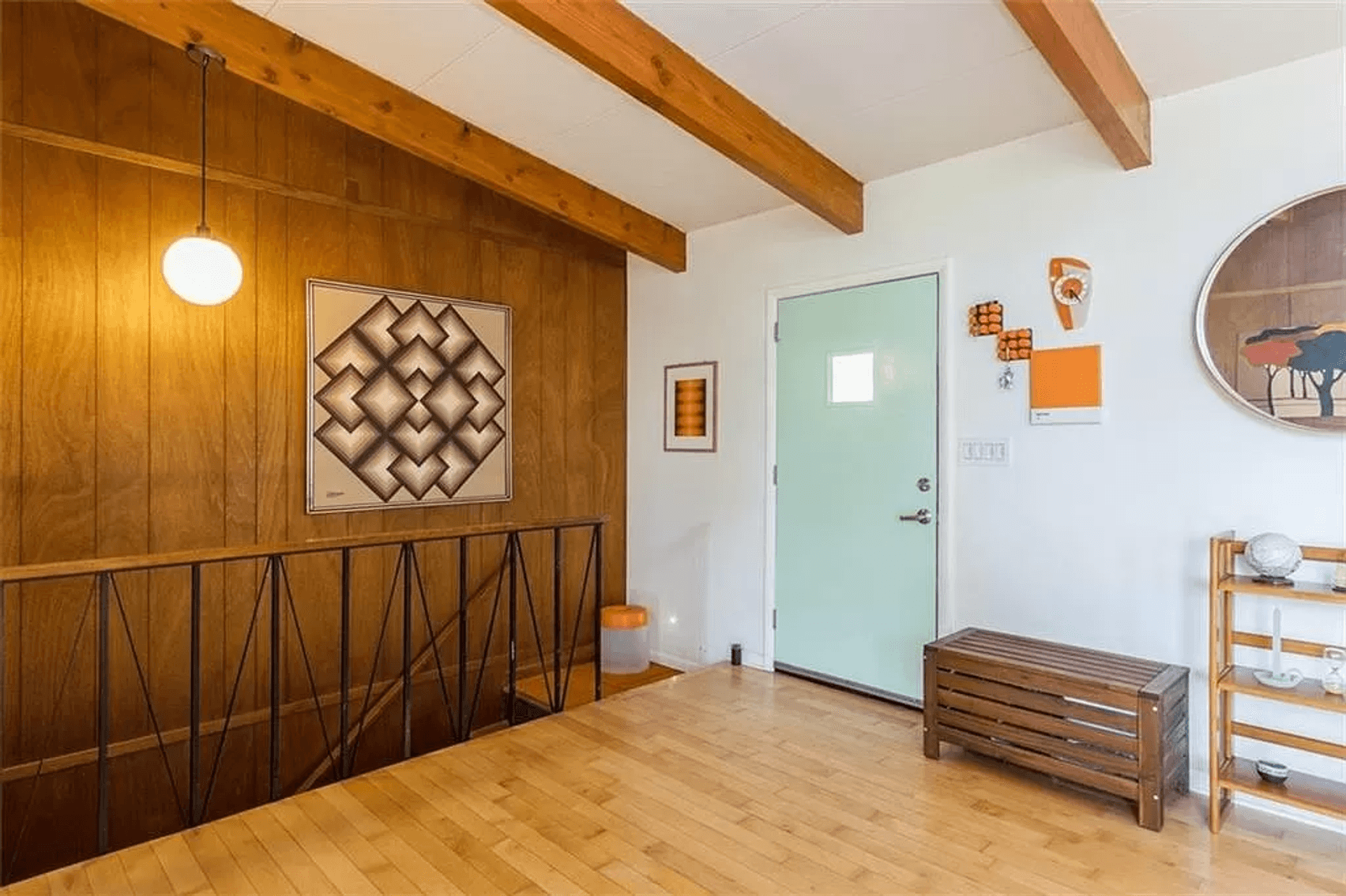 Image for MID CENTURY LIVING ESTATE AUCTION