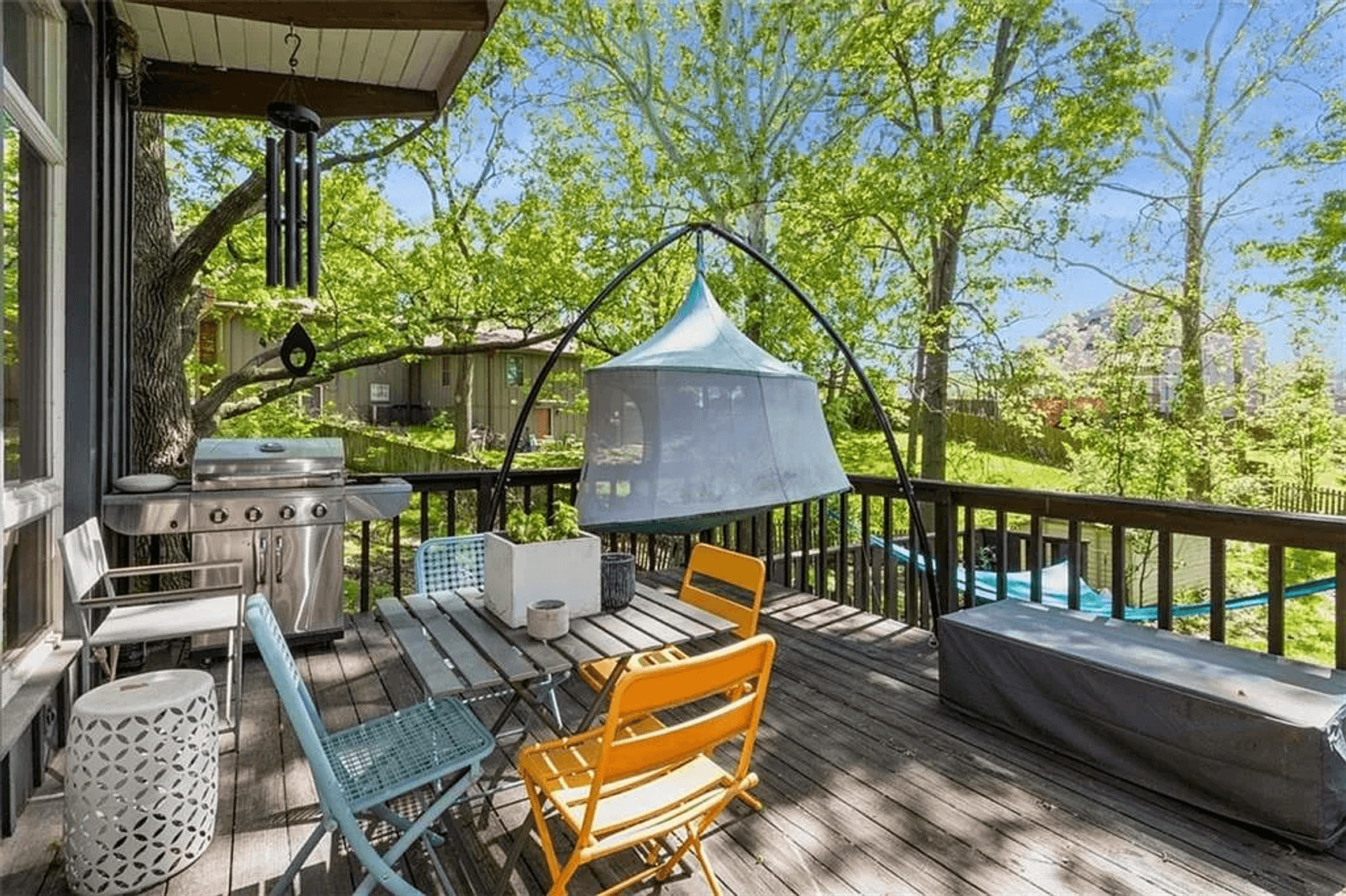 Image for MID CENTURY LIVING ESTATE AUCTION