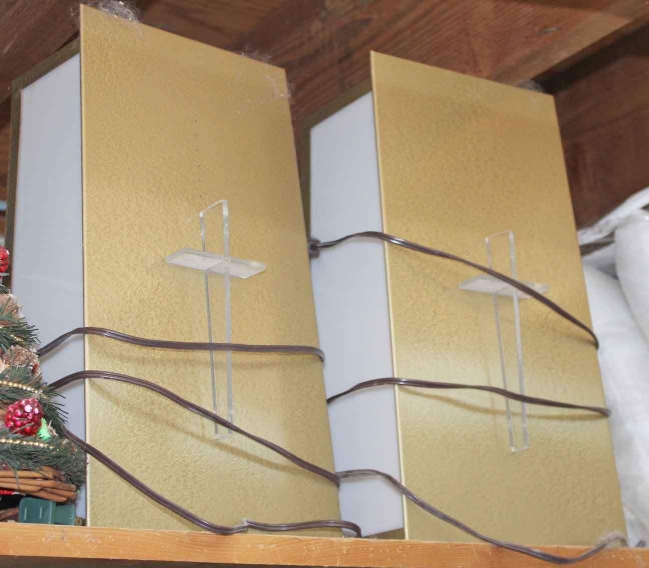 Image for MID CENTURY LIVING ESTATE AUCTION