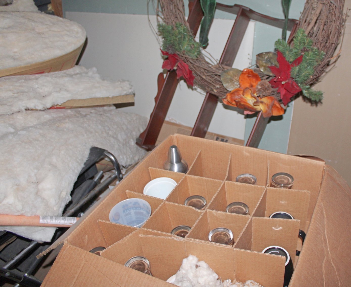 Image for MID CENTURY LIVING ESTATE AUCTION