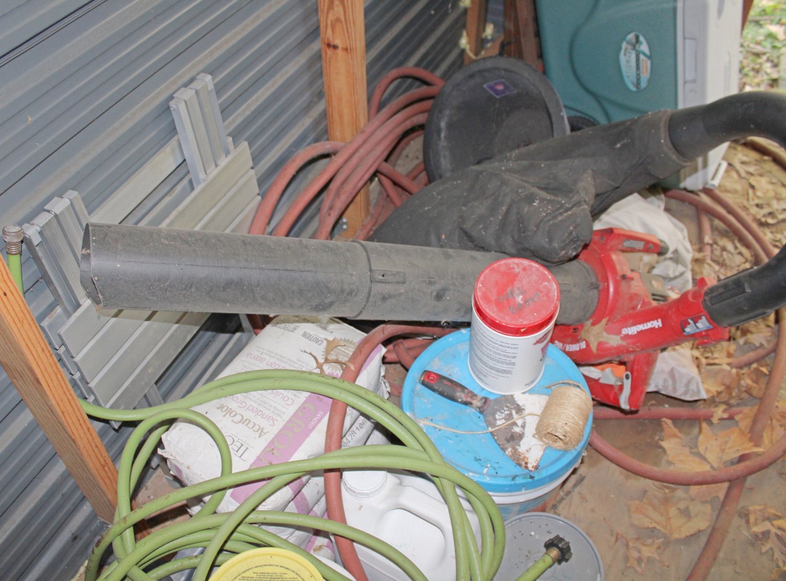 Image for MID CENTURY LIVING ESTATE AUCTION