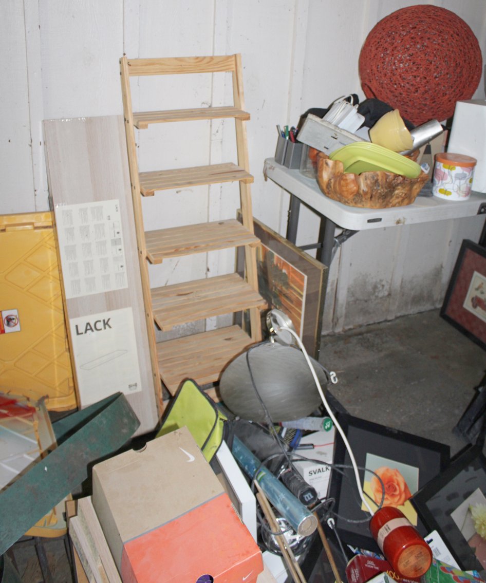 Image for MID CENTURY LIVING ESTATE AUCTION