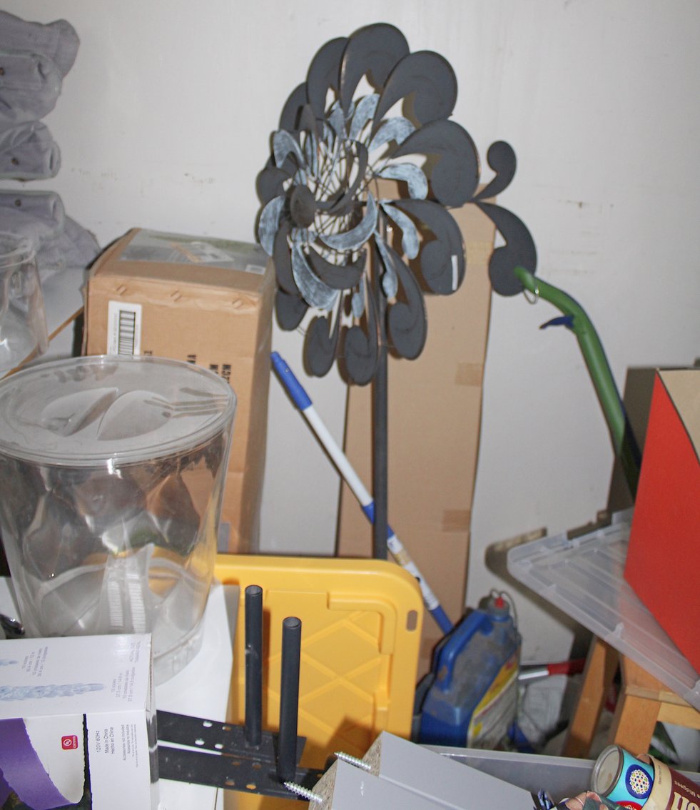 Image for MID CENTURY LIVING ESTATE AUCTION