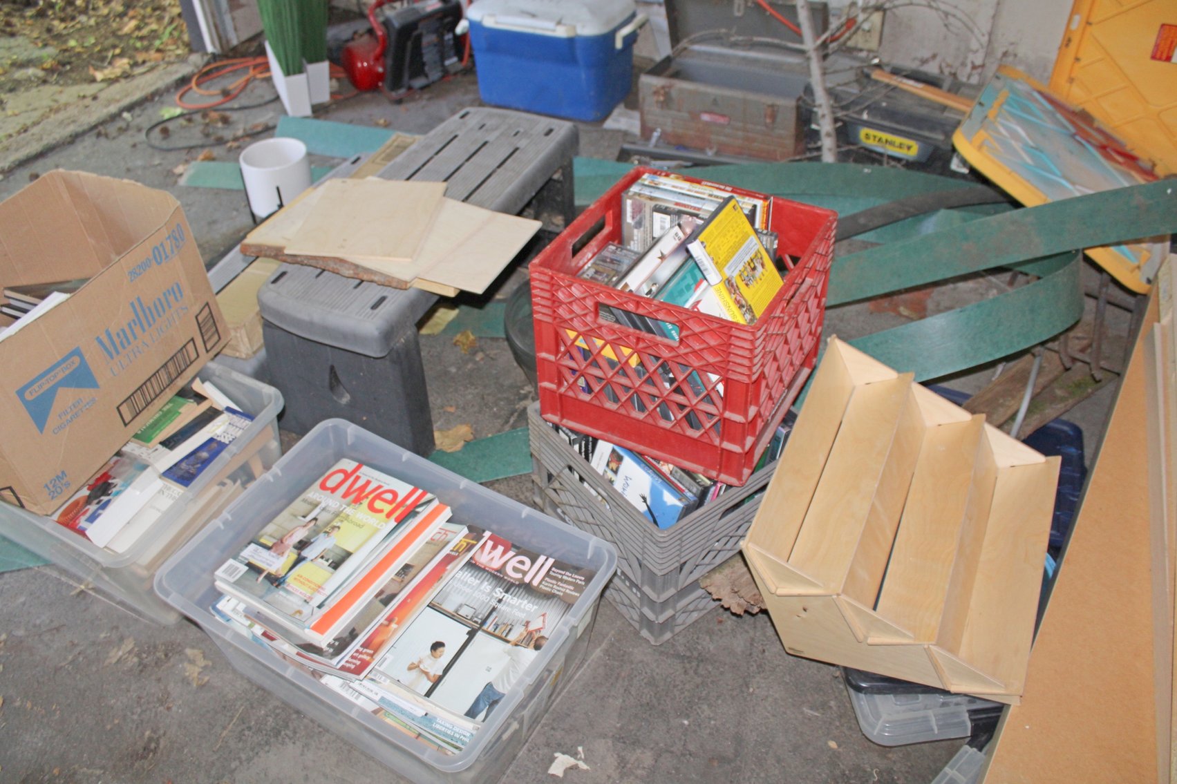 Image for MID CENTURY LIVING ESTATE AUCTION