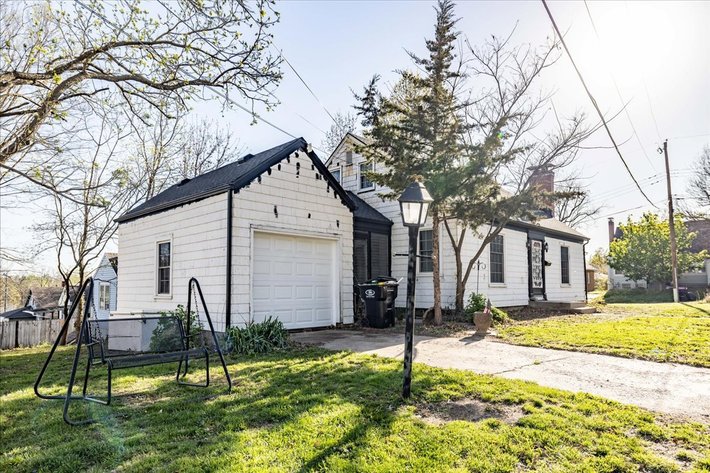 Image for REAL ESTATE & PERSONAL PROPERTY AUCTION