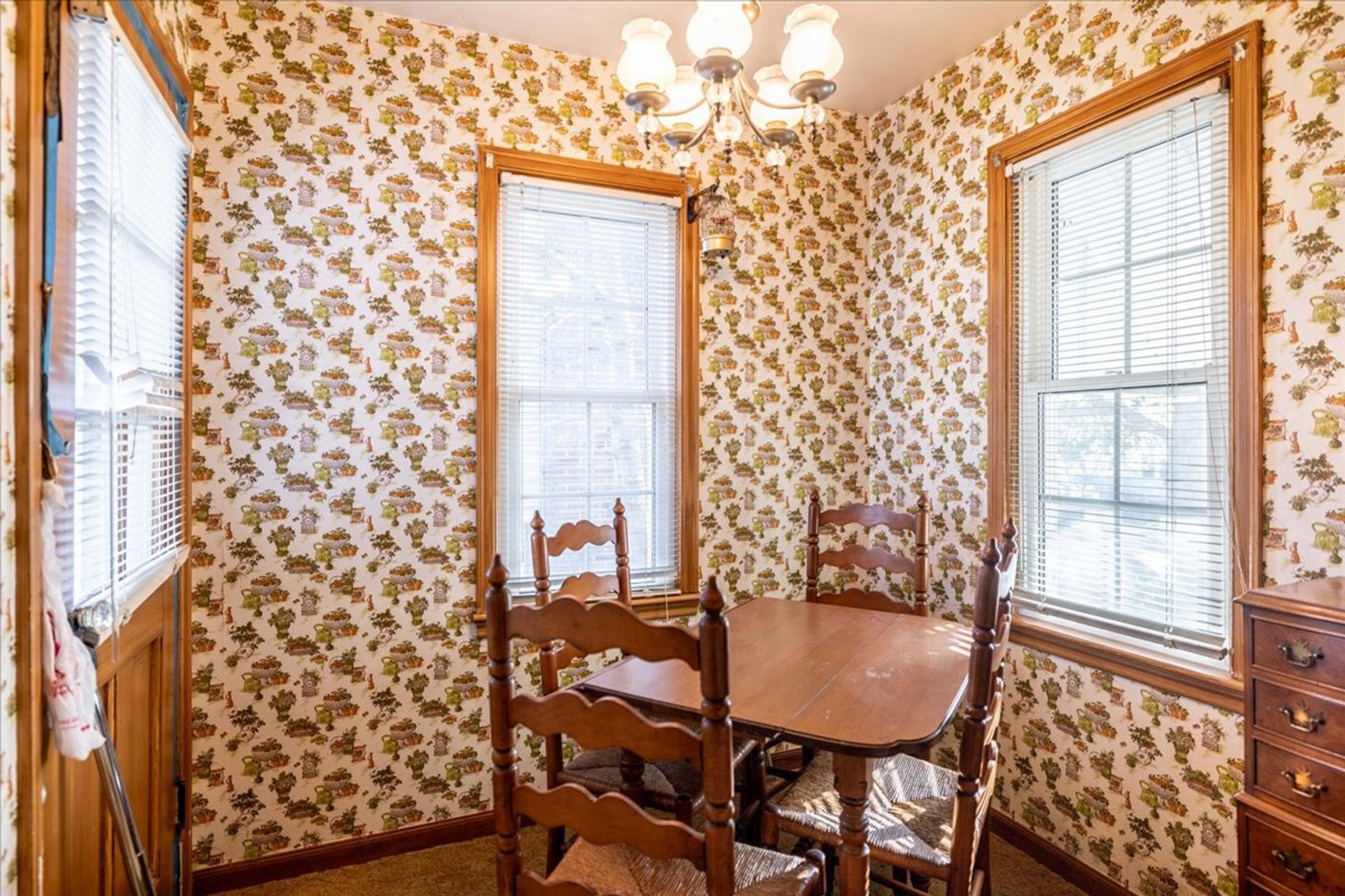 Image for REAL ESTATE & PERSONAL PROPERTY AUCTION