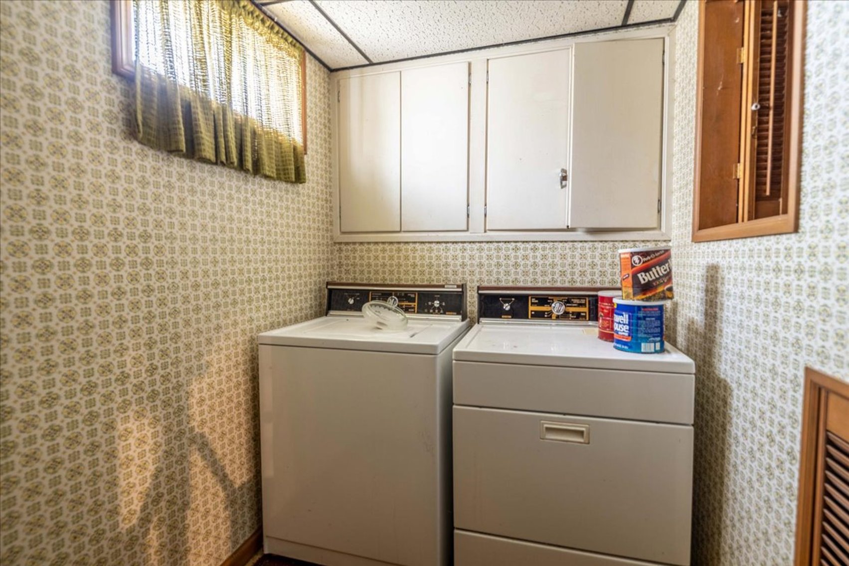 Image for REAL ESTATE & PERSONAL PROPERTY AUCTION