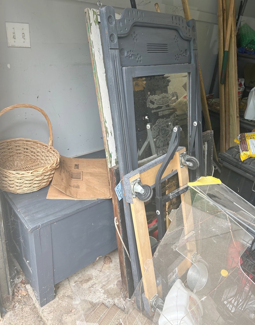 Image for EMERGENCY LAST MINUTE ANTIQUE DEALER'S LIVING ESTATE AUCTION