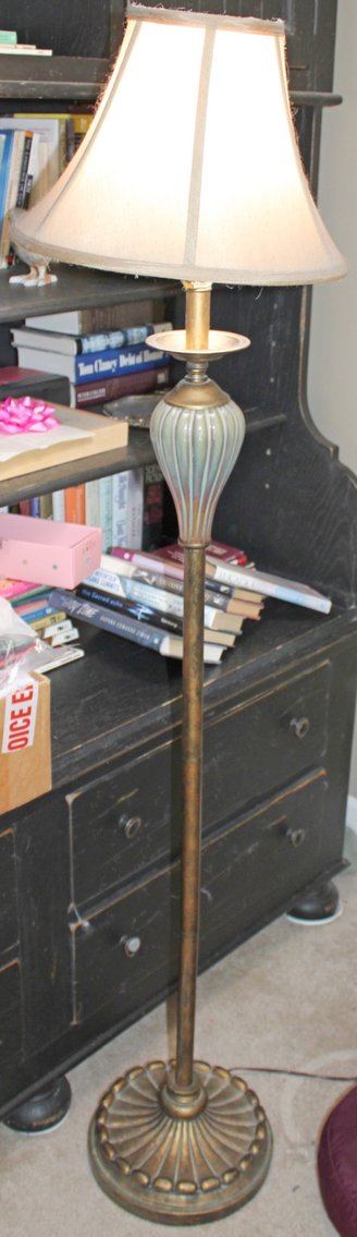 Image for EMERGENCY LAST MINUTE ANTIQUE DEALER'S LIVING ESTATE AUCTION