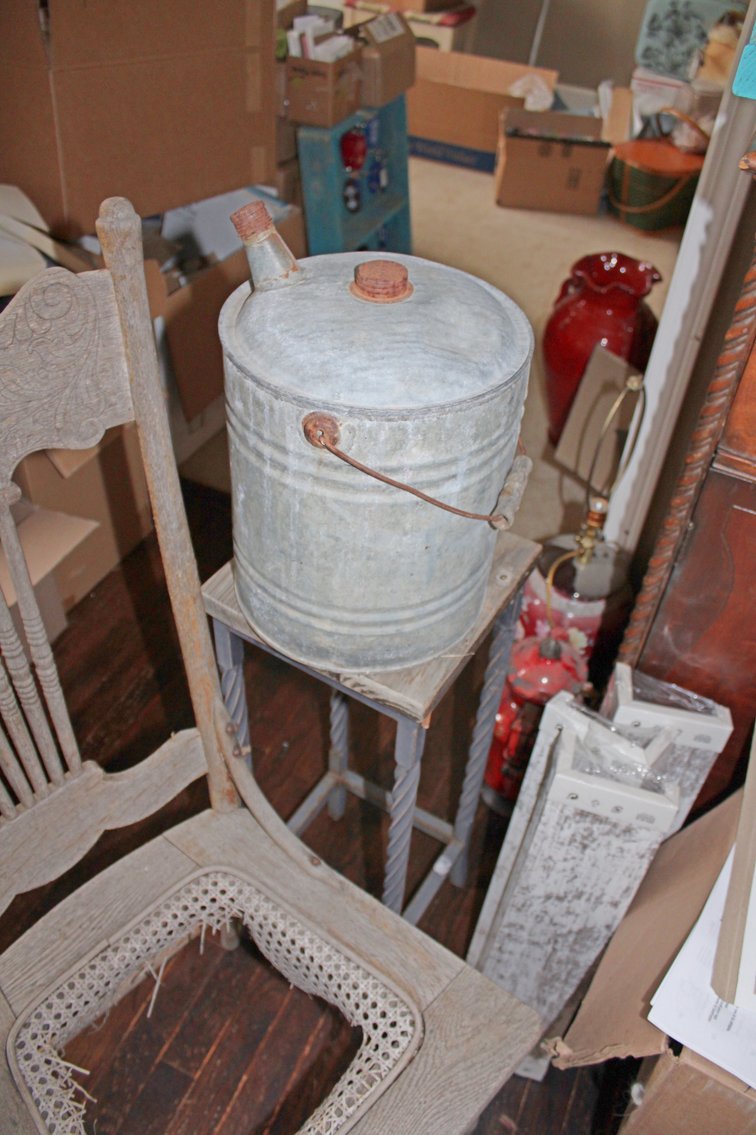 Image for EMERGENCY LAST MINUTE ANTIQUE DEALER'S LIVING ESTATE AUCTION