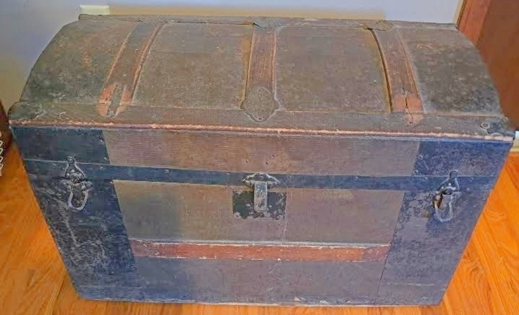 Image for ESTATE AUCTION