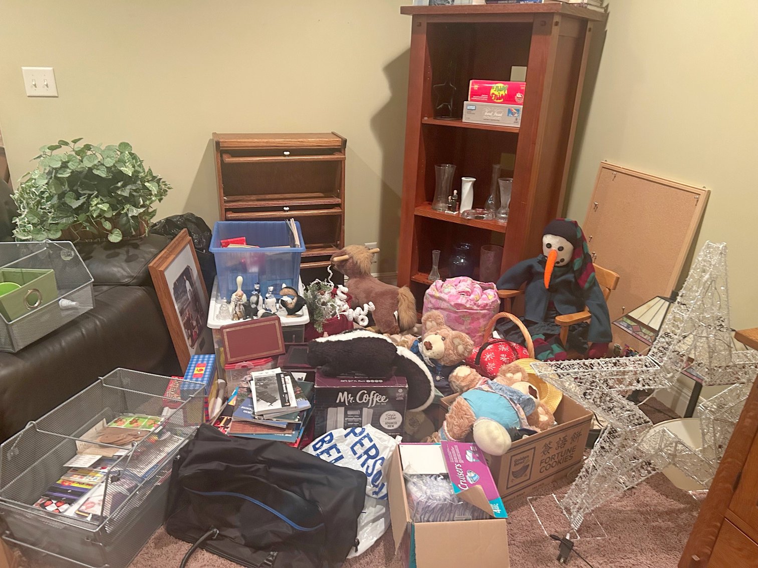 Image for LIVING ESTATE AUCTION